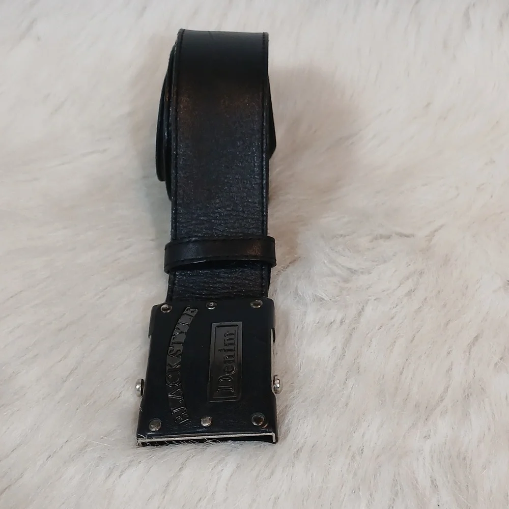 Pierre Cardin  Black Leather Belt   With Leather Covered Buckle Men Aprox: 50" - Picture 3 of 7
